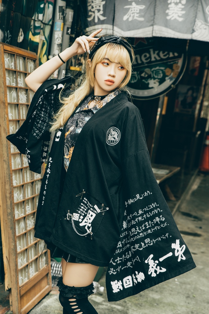 Jillpunk和風モード戦国武将物語 越後の龍 上杉謙信 家紋刺繡 安全ピン 鎖チェーン付き 振袖 和装 現代羽織 ジャケット オリジナル メンズ レディー V系カッコいい おしゃれ男女兼用ファッション秋葉系