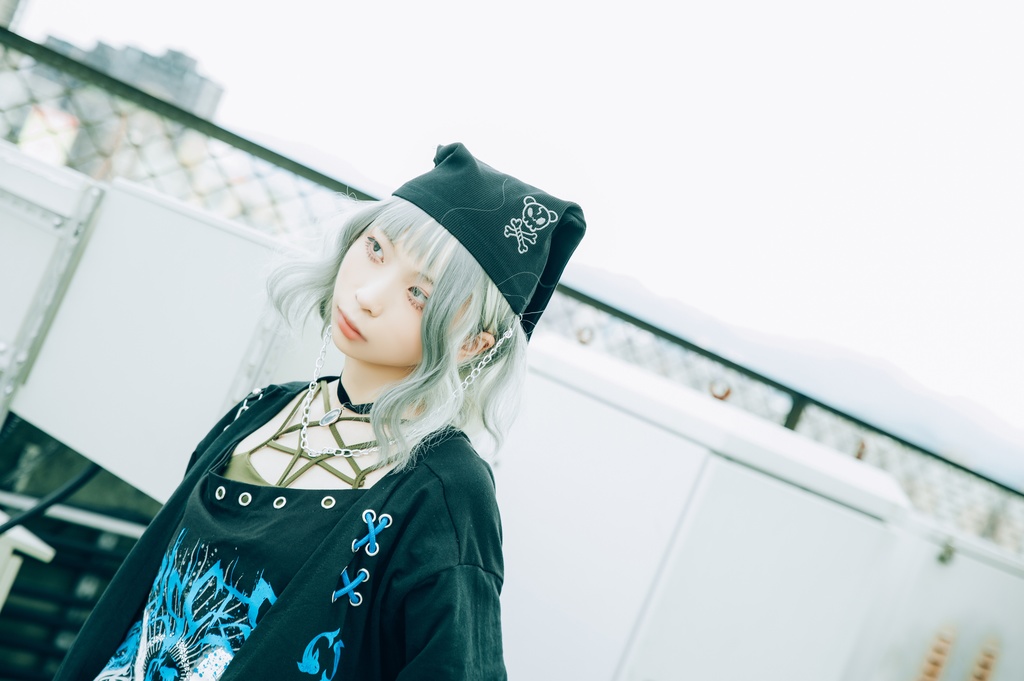 Jillpunk地雷系病みカワ パンクロック ミイラうさぎ タータン包帯 スカル刺繡 兎耳 安全ピン 鎖チェーン付き ニット ビーニー帽子 オリジナル 可愛い おしゃれ ファッション秋葉系萌え