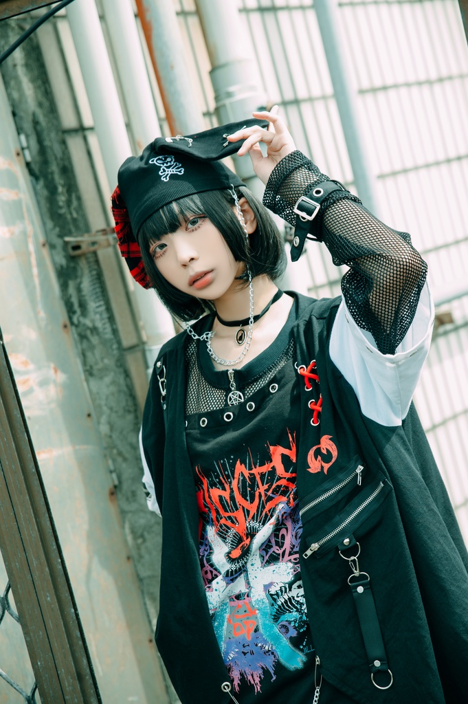 Jillpunk地雷系病みカワ パンクロック ミイラうさぎ タータン包帯 スカル刺繡 兎耳 安全ピン 鎖チェーン付き ニット ビーニー帽子 オリジナル 可愛い おしゃれ ファッション秋葉系萌え