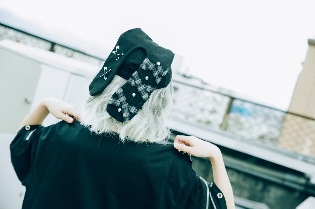 Jillpunk地雷系病みカワ パンクロック ミイラうさぎ タータン包帯 スカル刺繡 兎耳 安全ピン 鎖チェーン付き ニット ビーニー帽子 オリジナル 可愛い おしゃれ ファッション秋葉系萌え