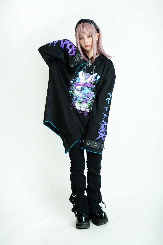 Jillpunk病みカワ Y2K ハロウィン インプパーティー 3Dツノ付き アシンメトリー変形の裾 穴開き クラッシュ 長袖 ゆったりパーカー オリジナルメンズ レディーズ カジュアル おしゃれ男女兼用 可愛い