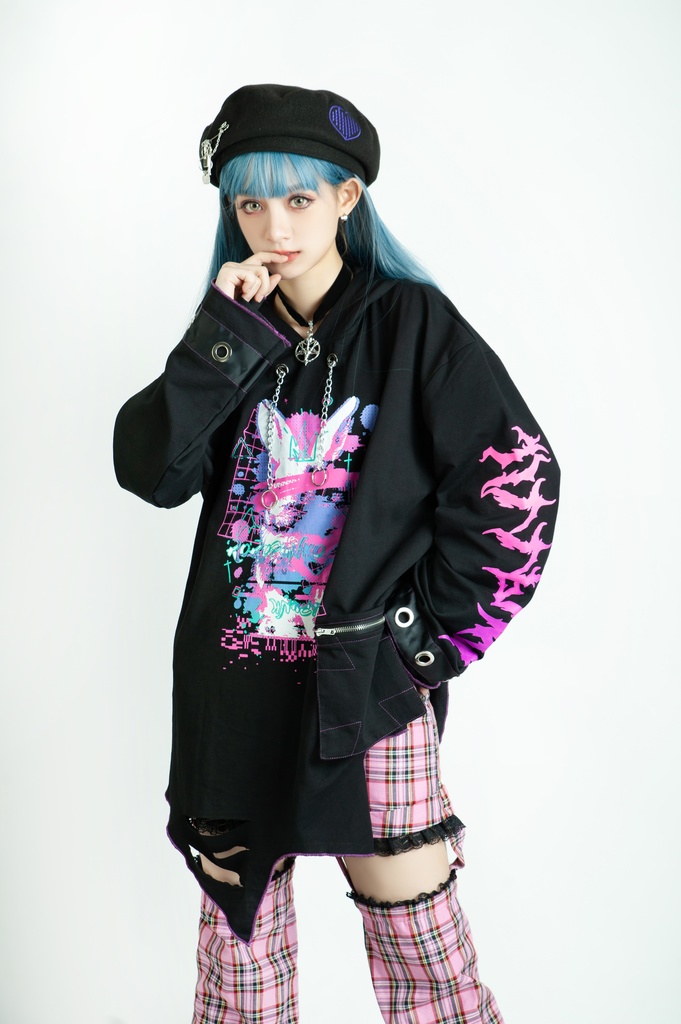 Jillpunk病みカワ Y2K ハロウィン インプパーティー 3Dツノ付き アシンメトリー変形の裾 穴開き クラッシュ 長袖 ゆったりパーカー オリジナルメンズ レディーズ カジュアル おしゃれ男女兼用 可愛い