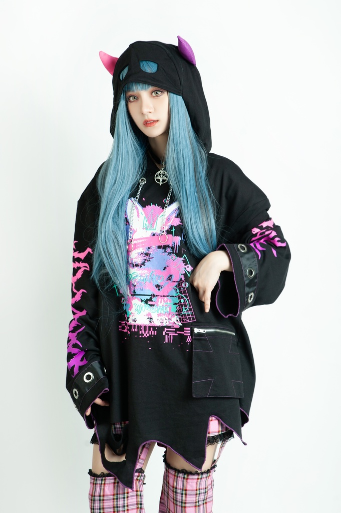 Jillpunk病みカワ Y2K ハロウィン インプパーティー 3Dツノ付き アシンメトリー変形の裾 穴開き クラッシュ 長袖 ゆったりパーカー オリジナルメンズ レディーズ カジュアル おしゃれ男女兼用 可愛い