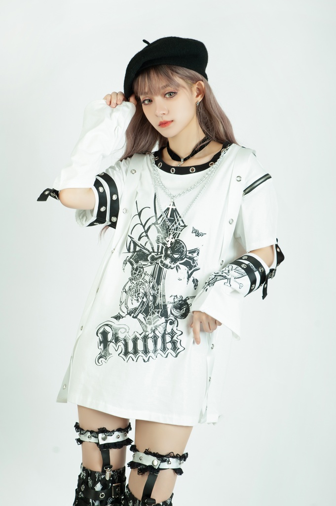 Jillpunk パンク ロック エモい Y2K 甜牙草莓コラボ 死びとの恋 ハーネス 十字架ネックレス アームカバー付き ゆったり 半袖 Tシャツ・カットソー オリジナル おしゃれ男女兼用ファッション メンズ レディース
