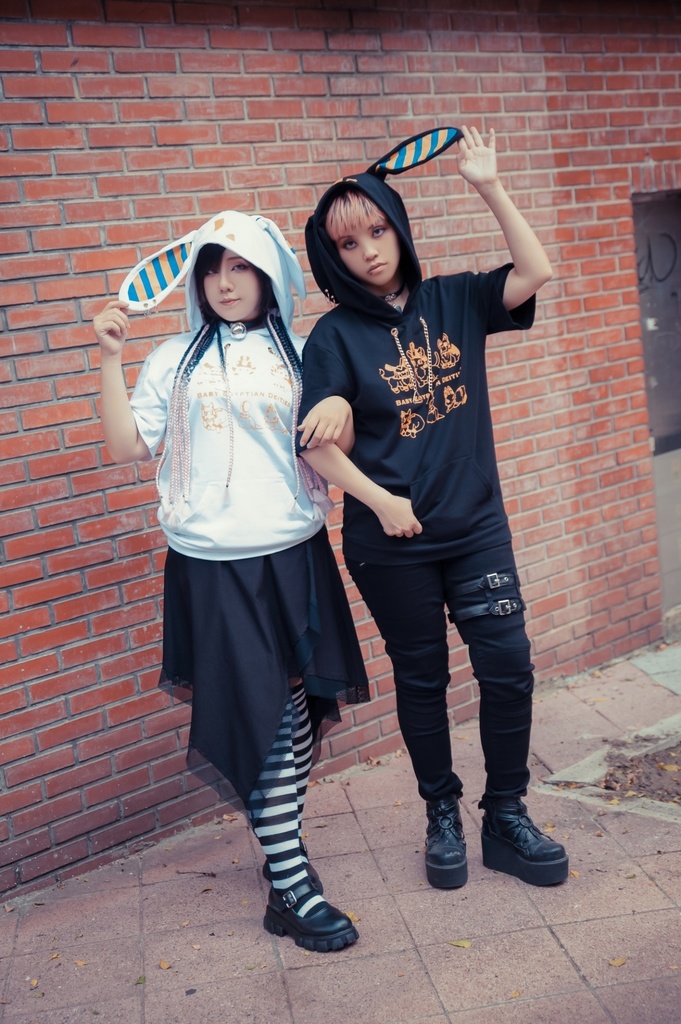 Jillpunk芝麻コラボアニメ 可愛い お宅 ニ次コン エジプト神話ベビー家族チーム 鎖チェーン ゆったり 兎耳 半袖 パーカー オリジナル メンズ レディーズ おしゃれ 男女兼用 ファッション 秋葉系 可愛い 猫系