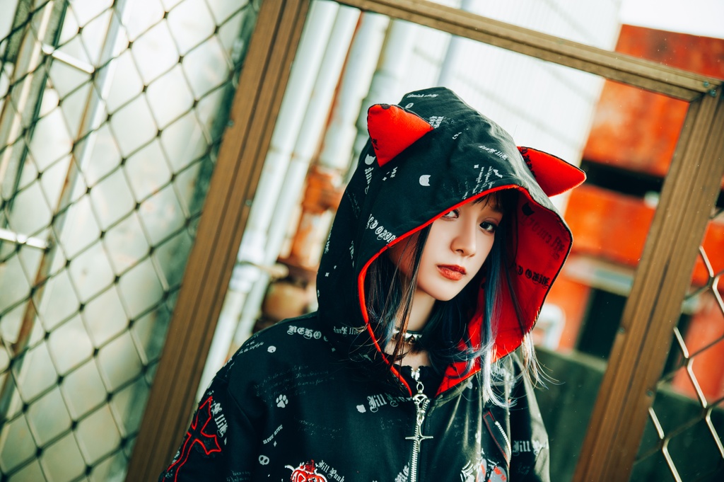 Jillpunk エモパンク 王道パンク 野良猫 鉄の輪 しっぽ付き ゆったり 猫耳 半袖パーカー フード付きジャケット かわいい 猫系 オリジナル おしゃれ男女兼用ファッション メンズ レディース