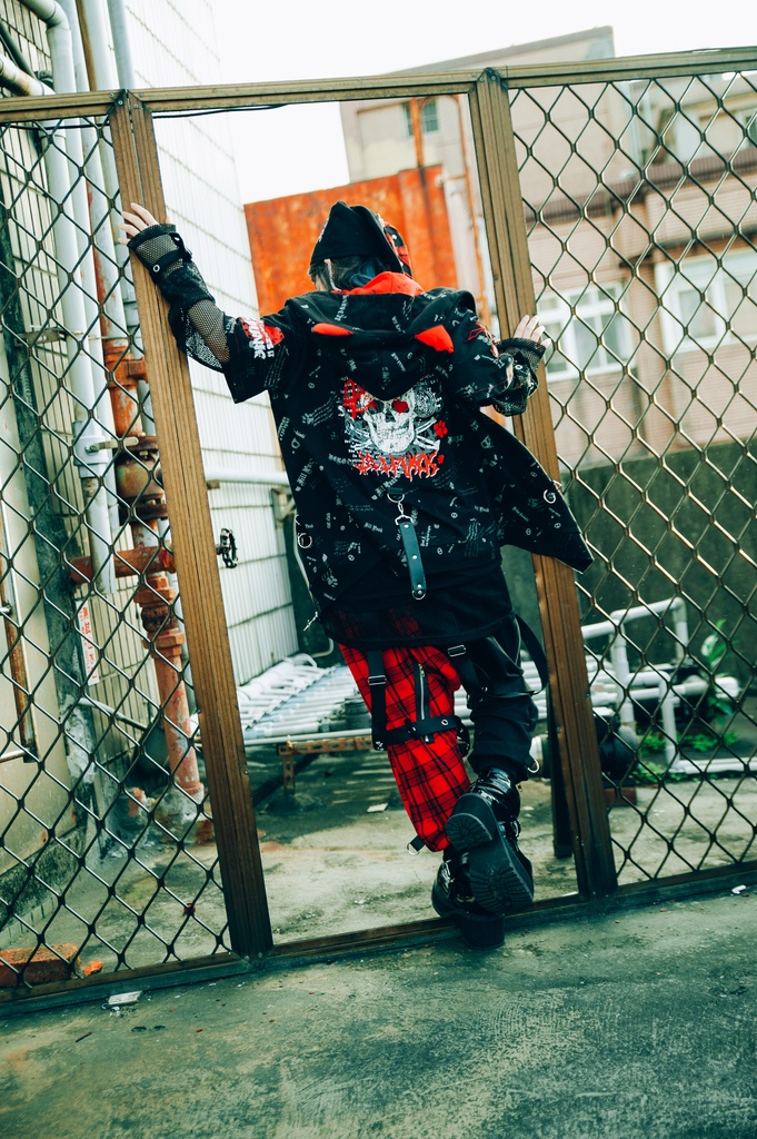 Jillpunk エモパンク 王道パンク 野良猫 鉄の輪 しっぽ付き ゆったり 猫耳 半袖パーカー フード付きジャケット かわいい 猫系 オリジナル おしゃれ男女兼用ファッション メンズ レディース