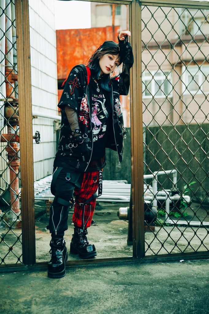 Jillpunk エモパンク 王道パンク 野良猫 鉄の輪 しっぽ付き ゆったり 猫耳 半袖パーカー フード付きジャケット かわいい 猫系 オリジナル おしゃれ男女兼用ファッション メンズ レディース