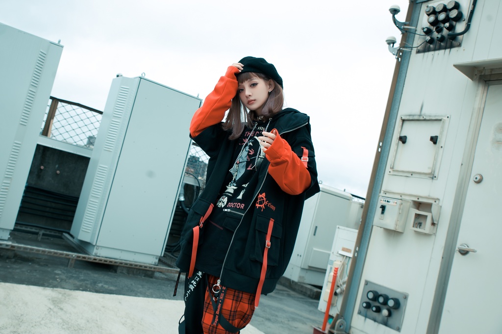 Jillpunk ゑいたコラボ サブカルにゃんこ FELONYキャット クール 二次コン アニメ 重ね着風 かわいいパンク クロスチャーム ゆったり 猫耳 長袖マウンテンパーカー フード付きジャケット オリジナル おしゃれ男女兼用