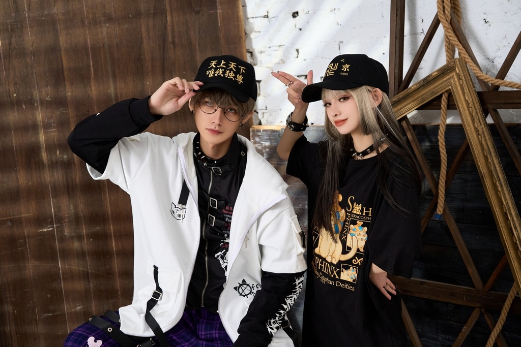 Jillpunk ゑいたコラボ サブカルにゃんこ FELONYキャット クール 二次コン アニメ 重ね着風 かわいいパンク クロスチャーム ゆったり 猫耳 長袖マウンテンパーカー フード付きジャケット オリジナル おしゃれ男女兼用