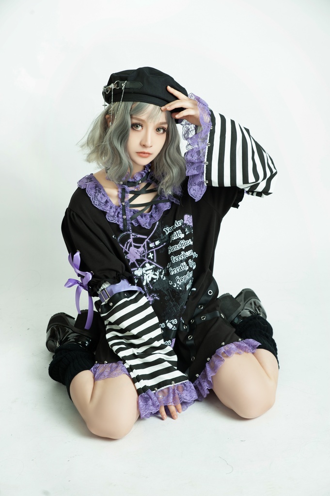 Jillpunk 甜牙草莓コラボ 地雷系 病みかわ 愛の物語 チョーカーネック レースヘム ボーダー柄 アームカバー付き ワンピースドレス ゴシックロリータ 可愛い おしゃれ ファッション萌え