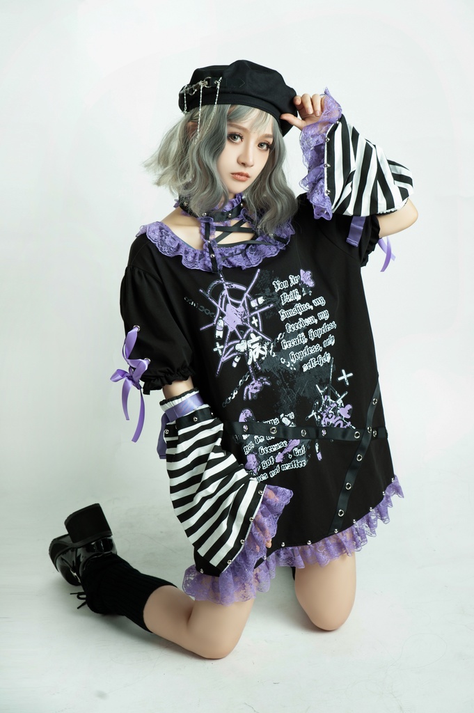 Jillpunk 甜牙草莓コラボ 地雷系 病みかわ 愛の物語 チョーカーネック レースヘム ボーダー柄 アームカバー付き ワンピースドレス ゴシックロリータ 可愛い おしゃれ ファッション萌え