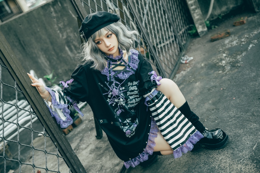 Jillpunk 甜牙草莓コラボ 地雷系 病みかわ 愛の物語 チョーカーネック レースヘム ボーダー柄 アームカバー付き ワンピースドレス ゴシックロリータ 可愛い おしゃれ ファッション萌え