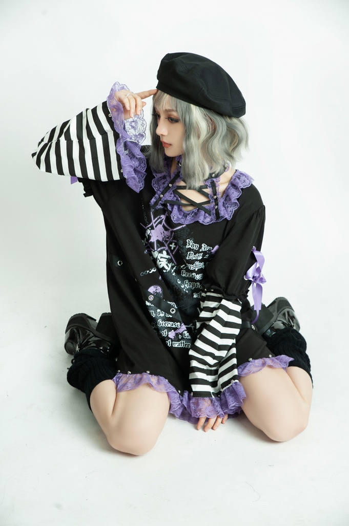 Jillpunk 甜牙草莓コラボ 地雷系 病みかわ 愛の物語 チョーカーネック レースヘム ボーダー柄 アームカバー付き ワンピースドレス ゴシックロリータ 可愛い おしゃれ ファッション萌え