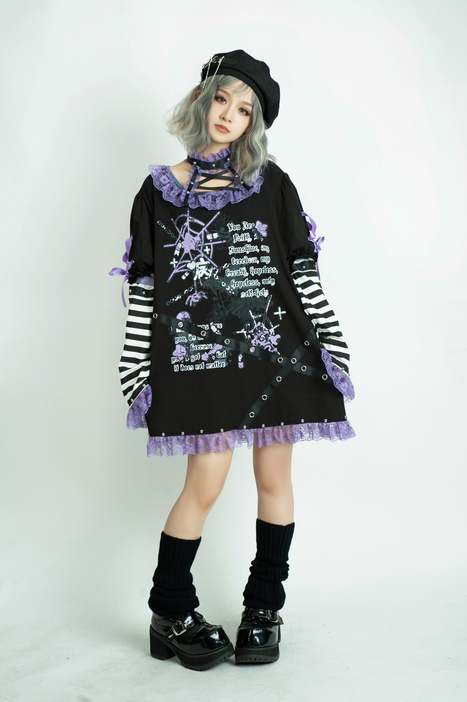 Jillpunk 甜牙草莓コラボ 地雷系 病みかわ 愛の物語 チョーカーネック レースヘム ボーダー柄 アームカバー付き ワンピースドレス ゴシックロリータ 可愛い おしゃれ ファッション萌え