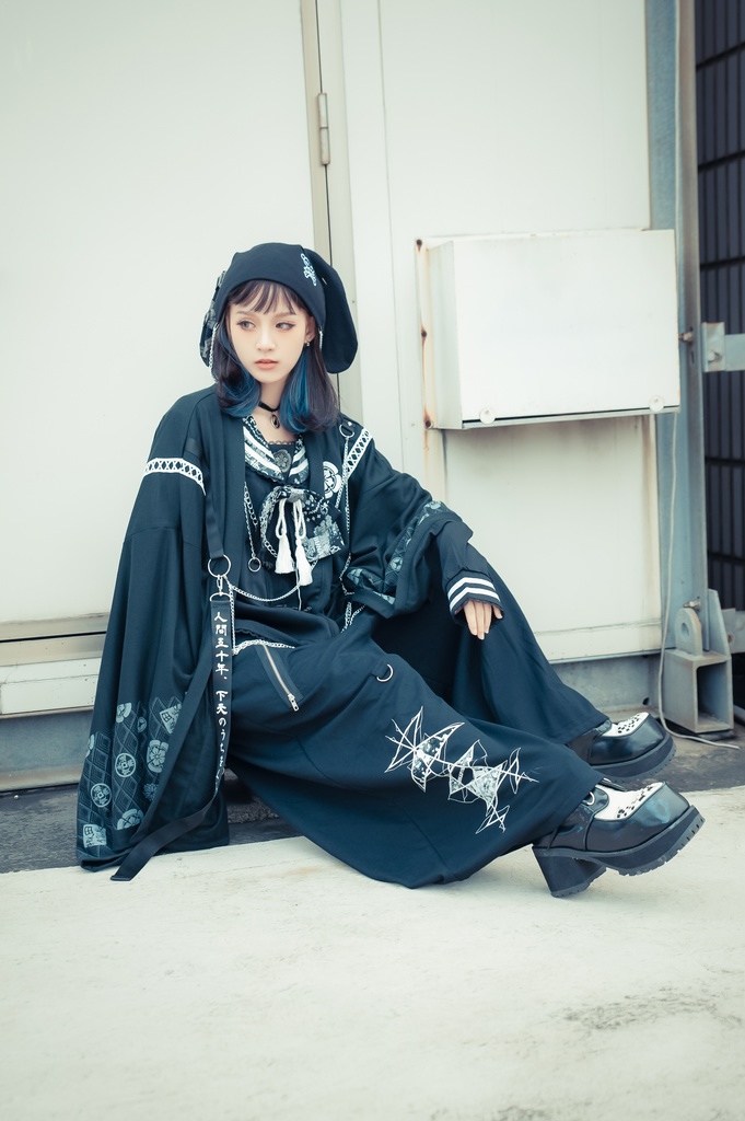 Jillpunk 和風モード 和柄 戦国武将物語 第六天魔王 織田信長 武将譚 漢字書道 鎖チェーン付き 振袖現代羽織 和装ジャケット オリジナル メンズ レディー V系 カッコいい おしゃれ 男女兼用ファッション