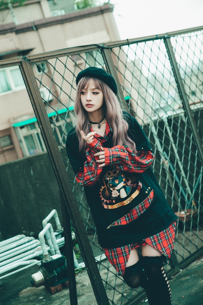 Jillpunk 芝麻コラボ アニメ お宅 ニ次コン スチームパンク風 エジプト神話ベビー アヌビス タータンチェック柄 歯車チャーム 重ね着Tシャツ シャツカラーカットソー オリジナル メンズ レディーズ おしゃれ 男女兼用 ファッション 秋葉系 可愛い