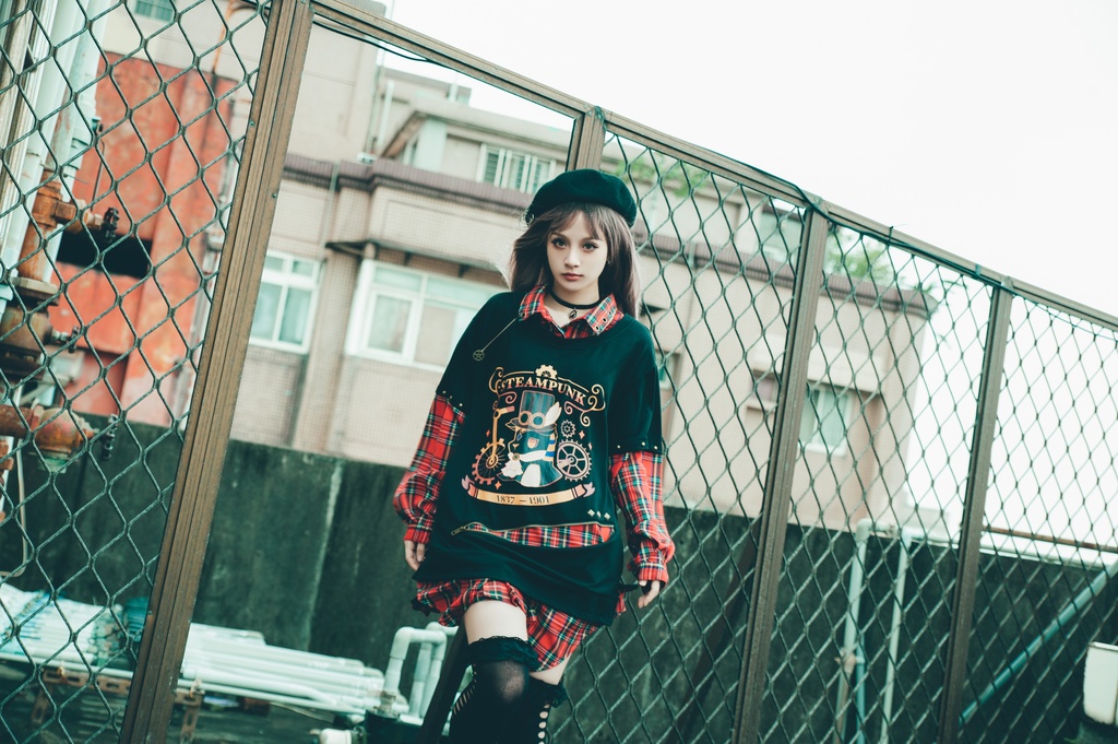 Jillpunk 芝麻コラボ アニメ お宅 ニ次コン スチームパンク風 エジプト神話ベビー アヌビス タータンチェック柄 歯車チャーム 重ね着Tシャツ シャツカラーカットソー オリジナル メンズ レディーズ おしゃれ 男女兼用 ファッション 秋葉系 可愛い