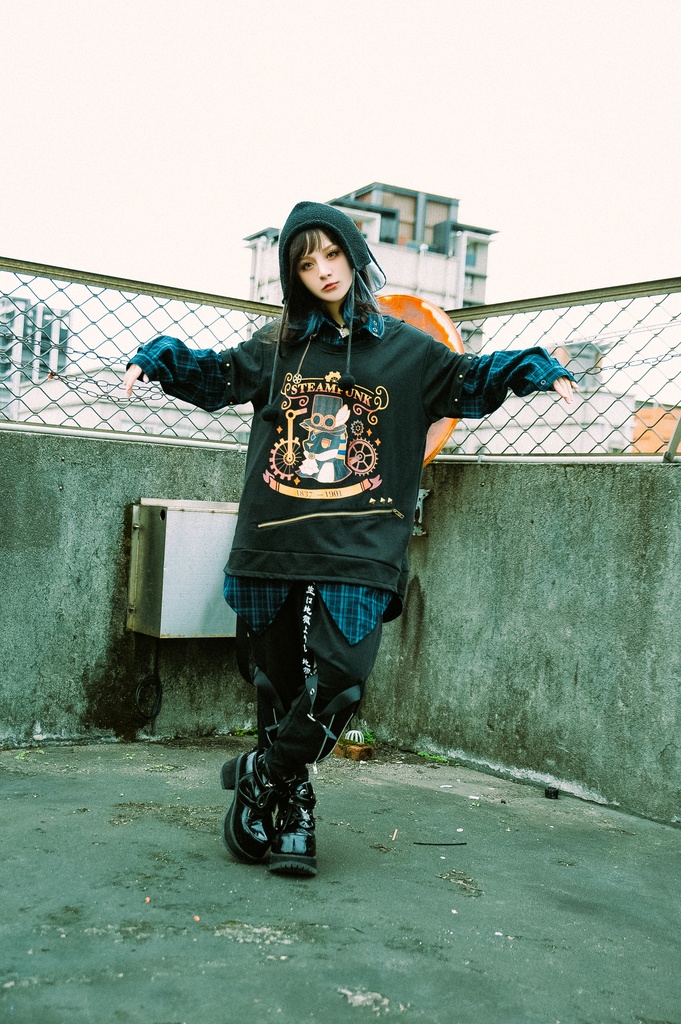 Jillpunk 芝麻コラボ アニメ お宅 ニ次コン スチームパンク風 エジプト神話ベビー アヌビス タータンチェック柄 歯車チャーム 重ね着Tシャツ シャツカラーカットソー オリジナル メンズ レディーズ おしゃれ 男女兼用 ファッション 秋葉系 可愛い