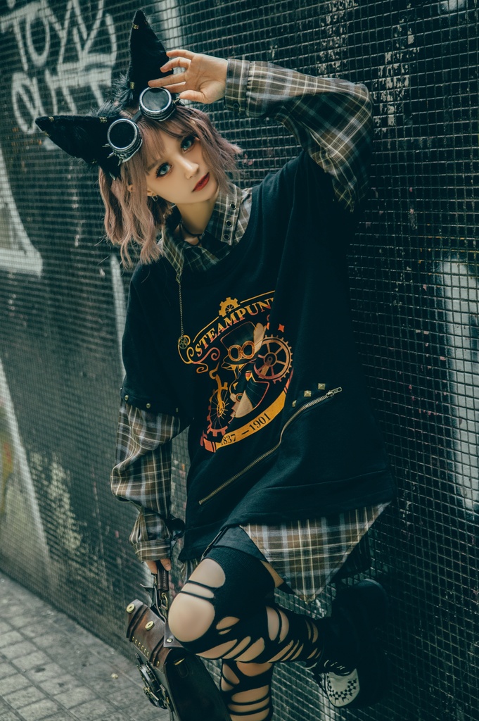 Jillpunk 芝麻コラボ アニメ お宅 ニ次コン スチームパンク風 エジプト神話ベビー アヌビス タータンチェック柄 歯車チャーム 重ね着Tシャツ シャツカラーカットソー オリジナル メンズ レディーズ おしゃれ 男女兼用 ファッション 秋葉系 可愛い