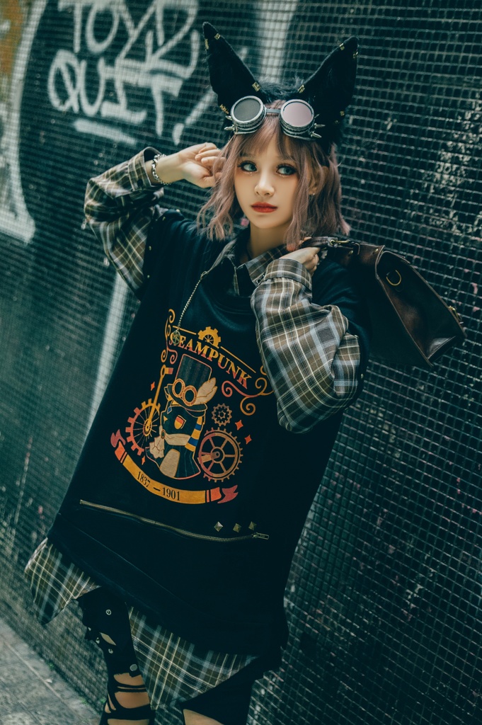 Jillpunk 芝麻コラボ アニメ お宅 ニ次コン スチームパンク風 エジプト神話ベビー アヌビス タータンチェック柄 歯車チャーム 重ね着Tシャツ シャツカラーカットソー オリジナル メンズ レディーズ おしゃれ 男女兼用 ファッション 秋葉系 可愛い