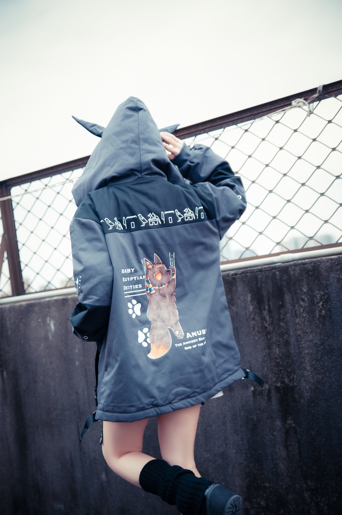 Jillpunk 芝麻コラボ アニメ Y2K お宅 ニ次コン ワークスペック風 エジプト神話ベビー アヌビス キルティング ゆったりパーかー 狼耳 フード付きジャケット オリジナル メンズ レディーズ おしゃれ 男女兼用 ファッション 秋葉系 可愛い