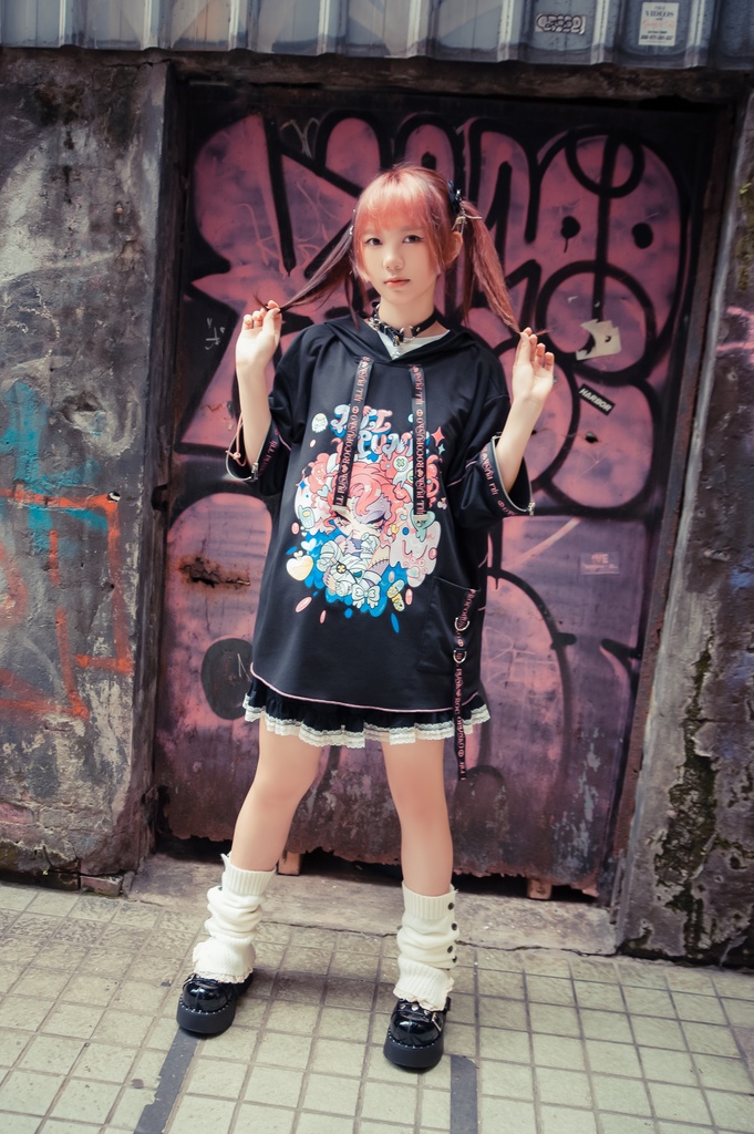 Jillpunk 地雷系 ダーク 病みかわ 派手かわ 原宿ファッション ゾンビガール 取り外し可能袖 ゆったり 飾り縫い 半袖 パーカーオリジナル 可愛い おしゃれ 男女兼用 秋葉系