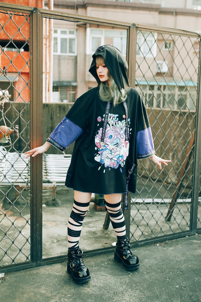 Jillpunk 地雷系 ダーク 病みかわ 派手かわ 原宿ファッション ゾンビガール 取り外し可能袖 ゆったり 飾り縫い 半袖 パーカーオリジナル 可愛い おしゃれ 男女兼用 秋葉系