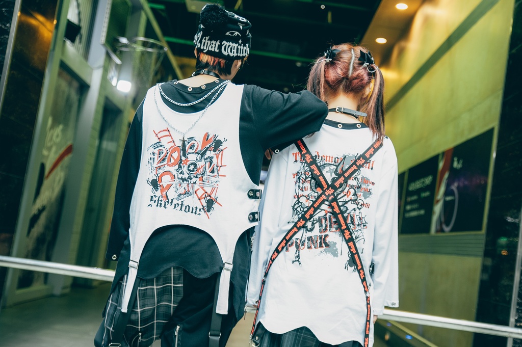 Jillpunk 王道パンク ロック エモパンク 三界バンギャ 兄系ファッション ベスト重ね着風 両面着れる ネックレス ハーネス付き カットソー 長袖Tシャツ メンズ レディーズ V系 おしゃれ男女兼用カッコいい
