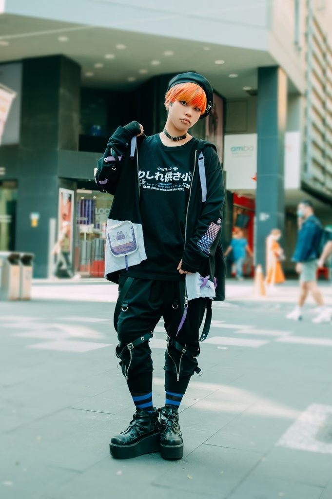 Jillpunk台湾画師千千菟コラボ メンヘラ ヤンデレ 地雷系 病みカワ 派手カワ 二次コン 注射器チャーム 子うさぎ依存症 痛バッグ付き 兎耳パーカー ゆったりフード付きジャケット オリジナル 可愛い おしゃれ ファッション 秋葉系