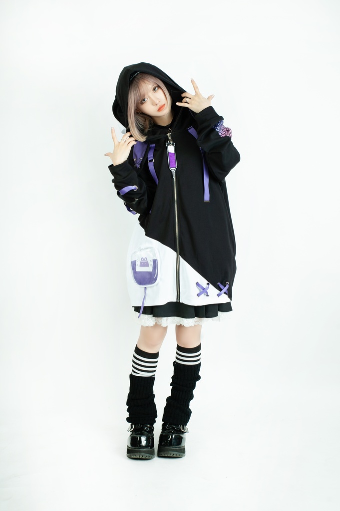 Jillpunk台湾画師千千菟コラボ メンヘラ ヤンデレ 地雷系 病みカワ 派手カワ 二次コン 注射器チャーム 子うさぎ依存症 痛バッグ付き 兎耳パーカー ゆったりフード付きジャケット オリジナル 可愛い おしゃれ ファッション 秋葉系