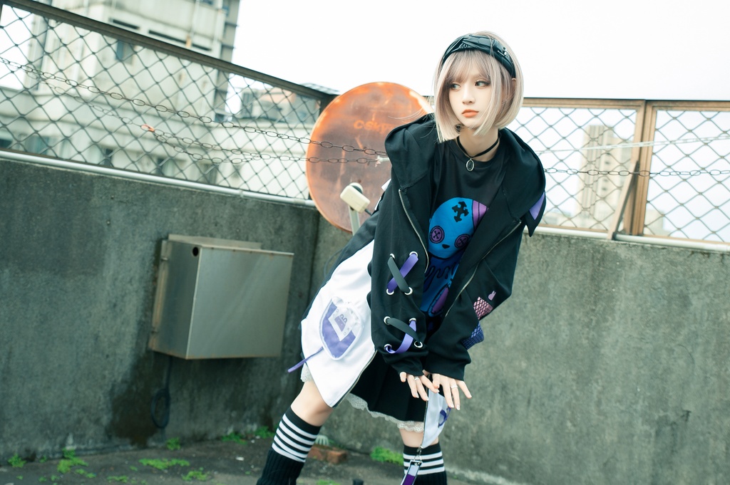 Jillpunk台湾画師千千菟コラボ メンヘラ ヤンデレ 地雷系 病みカワ 派手カワ 二次コン 注射器チャーム 子うさぎ依存症 痛バッグ付き 兎耳パーカー ゆったりフード付きジャケット オリジナル 可愛い おしゃれ ファッション 秋葉系