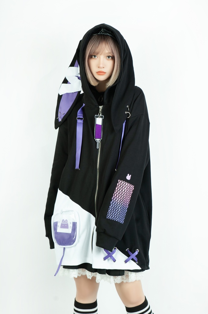 Jillpunk台湾画師千千菟コラボ メンヘラ ヤンデレ 地雷系 病みカワ 派手カワ 二次コン 注射器チャーム 子うさぎ依存症 痛バッグ付き 兎耳パーカー ゆったりフード付きジャケット オリジナル 可愛い おしゃれ ファッション 秋葉系