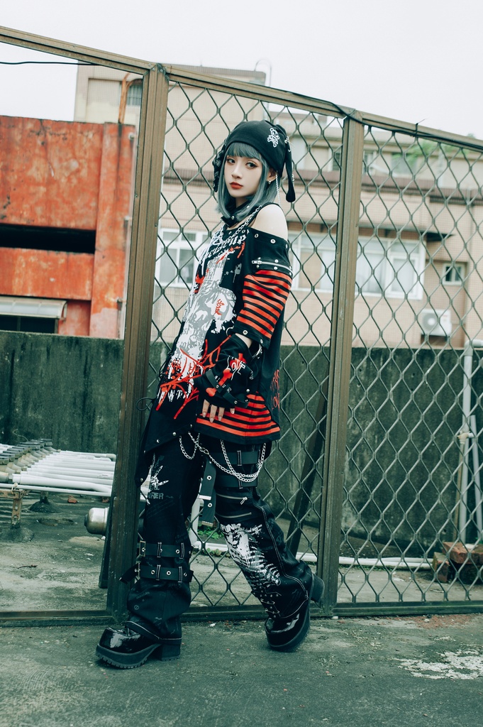 Jillpunk ビジュアル系 パンクロック バンギャ 兄系 囚われの愛 十字架ボーダー柄 アシンメトリー アームカバー チョーカー付き 変形カットソー 半袖Tシャツ メンズ レディーズ ファッション おしゃれ男女兼用カッコいい