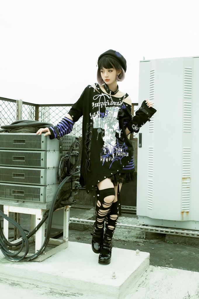 Jillpunk ビジュアル系 パンクロック バンギャ 兄系 囚われの愛 十字架ボーダー柄 アシンメトリー アームカバー チョーカー付き 変形カットソー 半袖Tシャツ メンズ レディーズ ファッション おしゃれ男女兼用カッコいい