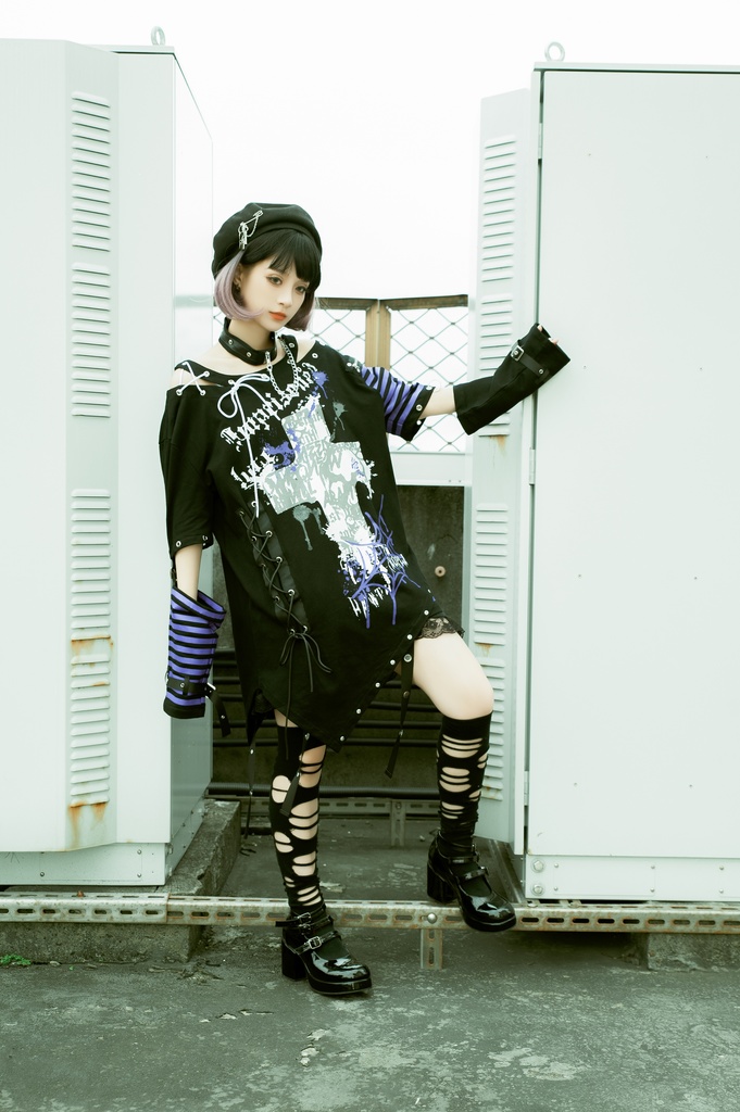 Jillpunk ビジュアル系 パンクロック バンギャ 兄系 囚われの愛 十字架ボーダー柄 アシンメトリー アームカバー チョーカー付き 変形カットソー 半袖Tシャツ メンズ レディーズ ファッション おしゃれ男女兼用カッコいい