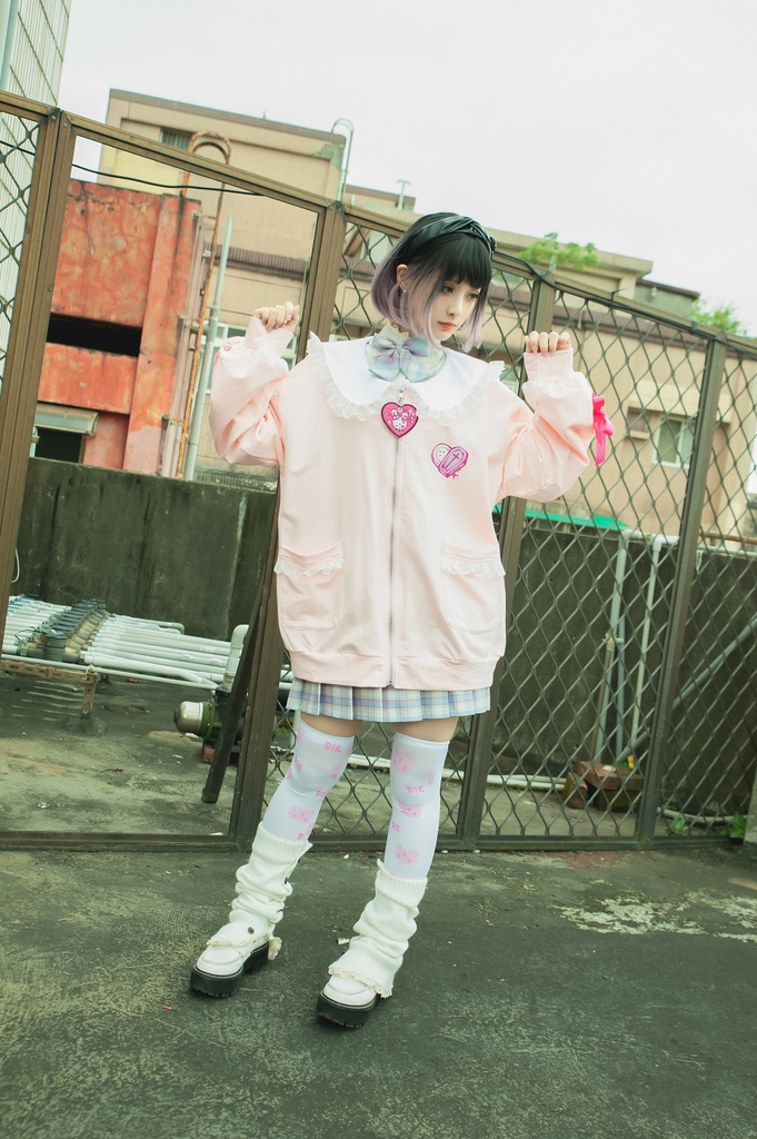 Jillpunk台湾刺青師菊子コラボ メンヘラ ヤンデレ ロリータ ゆめカワ ウサギ治療院 ハートチャーム レースヘム セーラーカラー リボン袖ジャケット 膝上靴下 ハイソックス オリジナル 可愛い おしゃれ ファッション 秋葉系