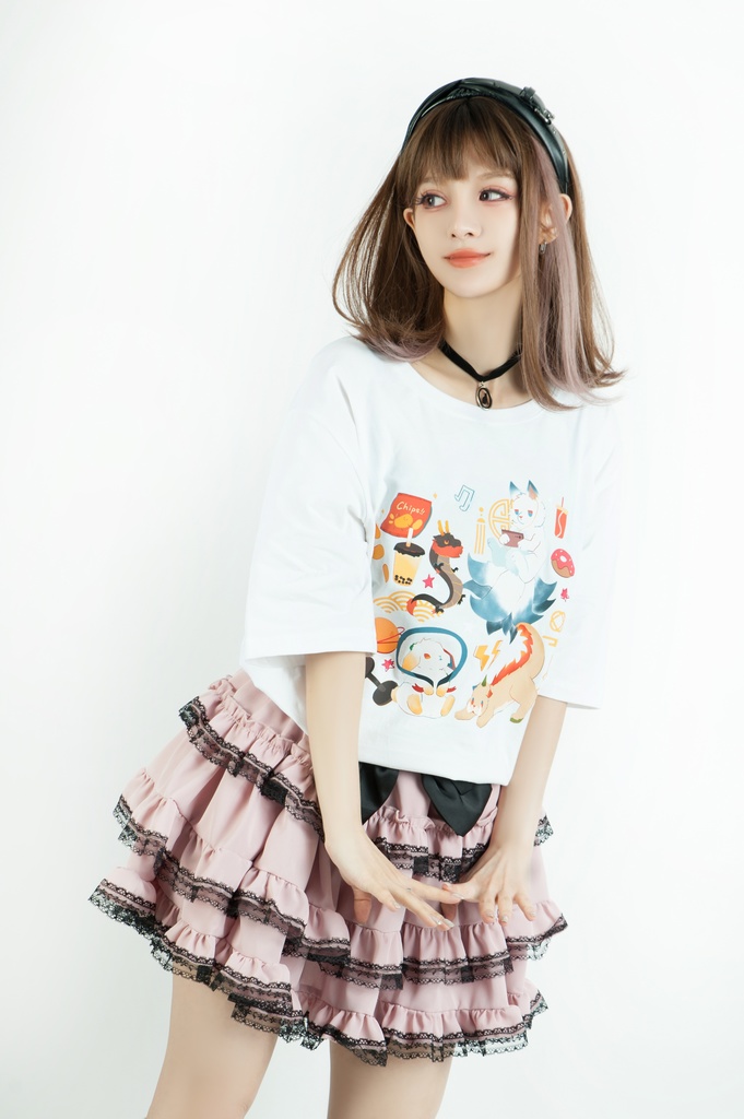 Jillpunk芝麻コラボアニメ 可愛い お宅 ニ次コン エジプト神話ベビー 東方神獸 マスコットモチーフプリント ゆったりサイズ 半袖 Tシャツ オリジナル メンズ レディーズ おしゃれ 男女兼用 ファッション 秋葉系