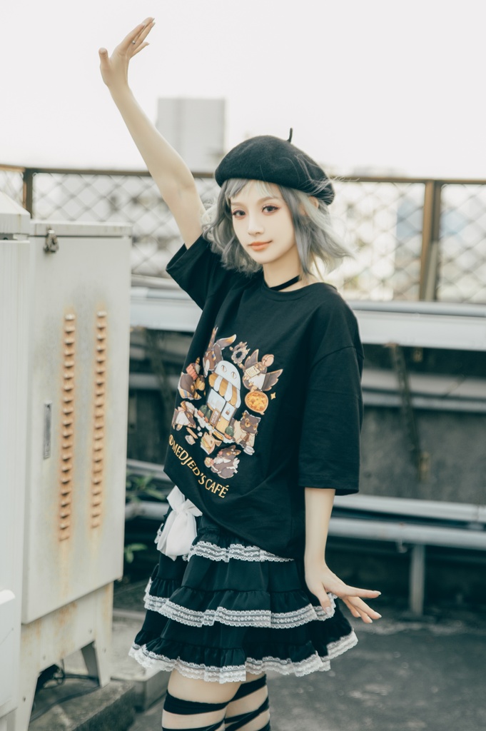 Jillpunk芝麻コラボアニメ 可愛い お宅 ニ次コン エジプト神話ベビー 東方神獸 マスコットモチーフプリント ゆったりサイズ 半袖 Tシャツ オリジナル メンズ レディーズ おしゃれ 男女兼用 ファッション 秋葉系