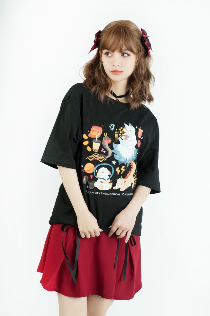 Jillpunk芝麻コラボアニメ 可愛い お宅 ニ次コン エジプト神話ベビー 東方神獸 マスコットモチーフプリント ゆったりサイズ 半袖 Tシャツ オリジナル メンズ レディーズ おしゃれ 男女兼用 ファッション 秋葉系