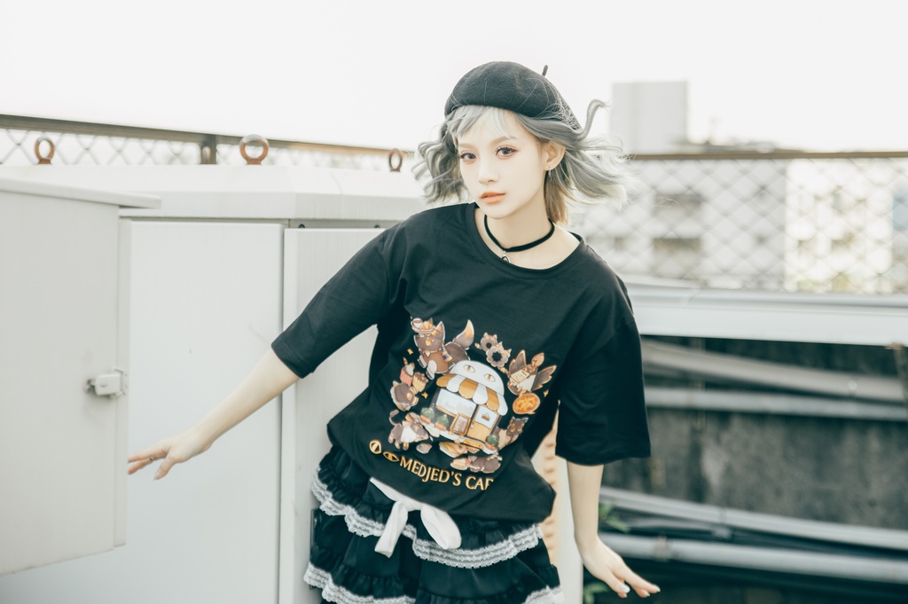 Jillpunk芝麻コラボアニメ 可愛い お宅 ニ次コン エジプト神話ベビー 東方神獸 マスコットモチーフプリント ゆったりサイズ 半袖 Tシャツ オリジナル メンズ レディーズ おしゃれ 男女兼用 ファッション 秋葉系