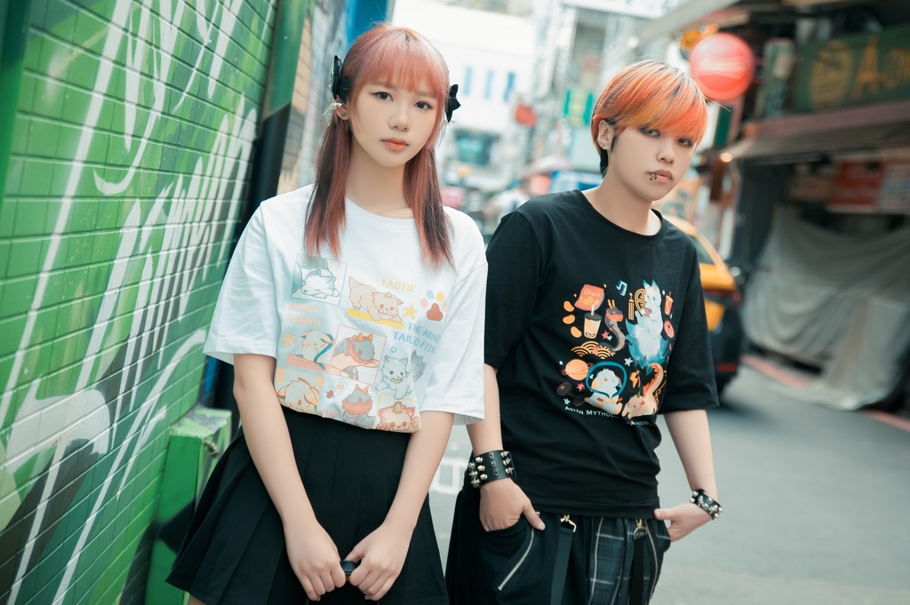 Jillpunk芝麻コラボアニメ 可愛い お宅 ニ次コン エジプト神話ベビー 東方神獸 マスコットモチーフプリント ゆったりサイズ 半袖 Tシャツ オリジナル メンズ レディーズ おしゃれ 男女兼用 ファッション 秋葉系