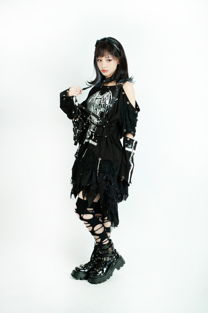 Jillpunk ヴィジュアル系 王道パンク ロック バンギャ V系ファッション 堕天使 骨翼柄 穴開き クラッシュ ハーネスストラップ付き 肩出しTシャツ アームカバー付きカットソー メンズ レディーズ V系 おしゃれ男女兼用カッコいい