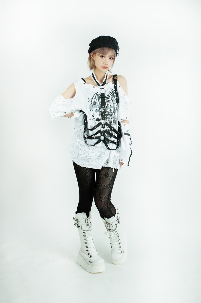 Jillpunk ヴィジュアル系 王道パンク ロック バンギャ V系ファッション 堕天使 骨翼柄 穴開き クラッシュ ハーネスストラップ付き 肩出しTシャツ アームカバー付きカットソー メンズ レディーズ V系 おしゃれ男女兼用カッコいい