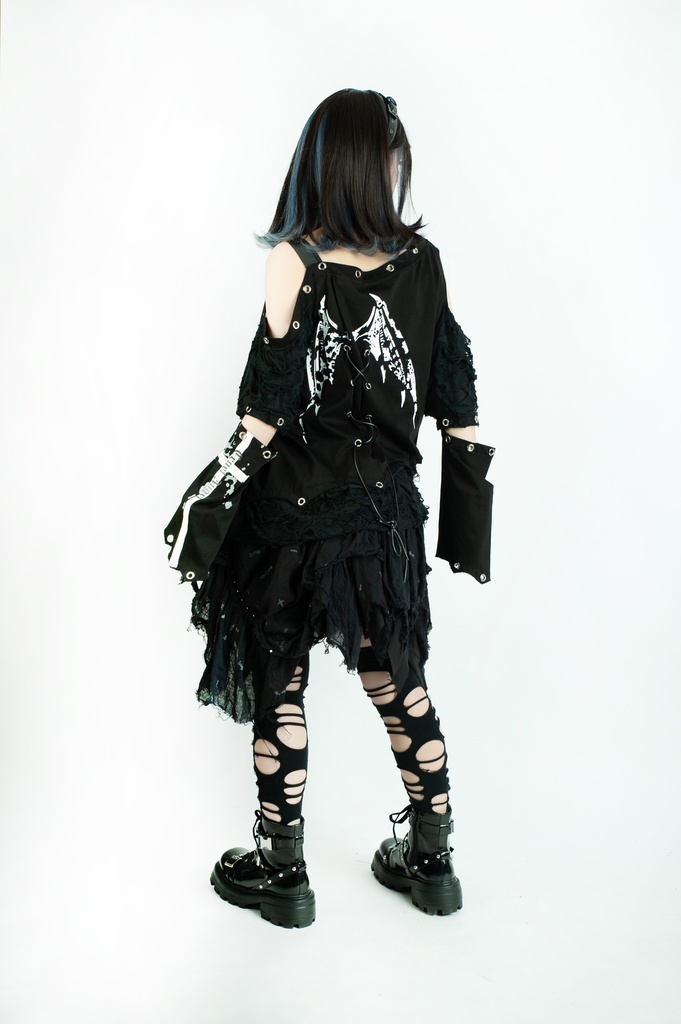 Jillpunk ヴィジュアル系 王道パンク ロック バンギャ V系ファッション 堕天使 骨翼柄 穴開き クラッシュ ハーネスストラップ付き 肩出しTシャツ アームカバー付きカットソー メンズ レディーズ V系 おしゃれ男女兼用カッコいい