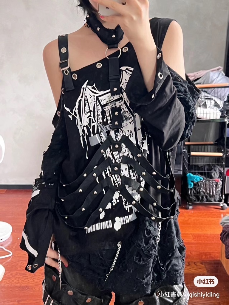 Jillpunk ヴィジュアル系 王道パンク ロック バンギャ V系ファッション 堕天使 骨翼柄 穴開き クラッシュ ハーネスストラップ付き 肩出しTシャツ アームカバー付きカットソー メンズ レディーズ V系 おしゃれ男女兼用カッコいい