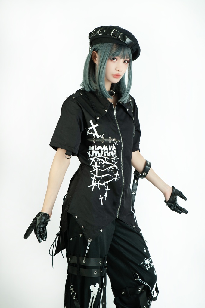 Jillpunk ビジュアル系 パンクロック バンギャ 兄系 暗闇のいばら 腕輪付き バットウィングカラー クロス柄 燕尾 穴あき 半袖 ジップアップ シャツ メンズ レディーズ ファッション おしゃれ男女兼用カッコいい