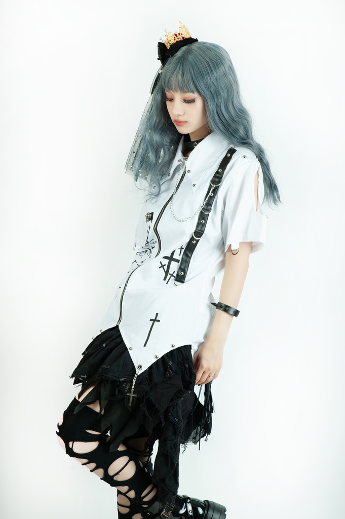 Jillpunk ビジュアル系 パンクロック バンギャ 兄系 暗闇のいばら 腕輪付き バットウィングカラー クロス柄 燕尾 穴あき 半袖 ジップアップ シャツ メンズ レディーズ ファッション おしゃれ男女兼用カッコいい