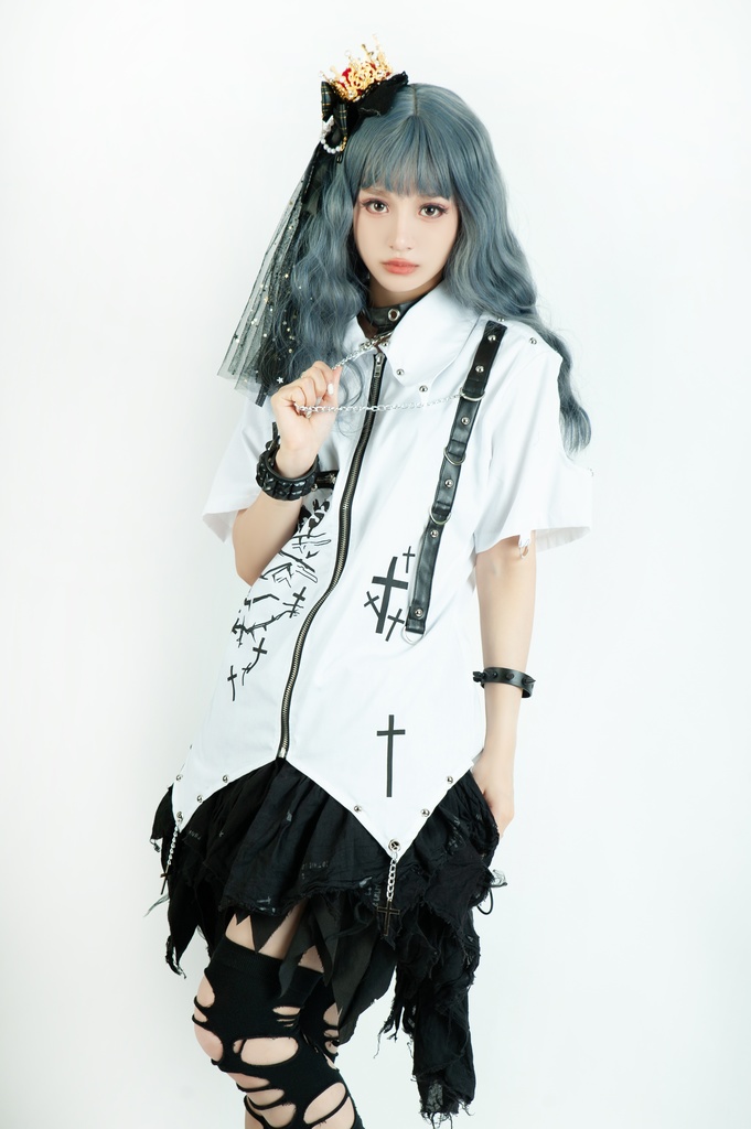 Jillpunk ビジュアル系 パンクロック バンギャ 兄系 暗闇のいばら 腕輪付き バットウィングカラー クロス柄 燕尾 穴あき 半袖 ジップアップ シャツ メンズ レディーズ ファッション おしゃれ男女兼用カッコいい