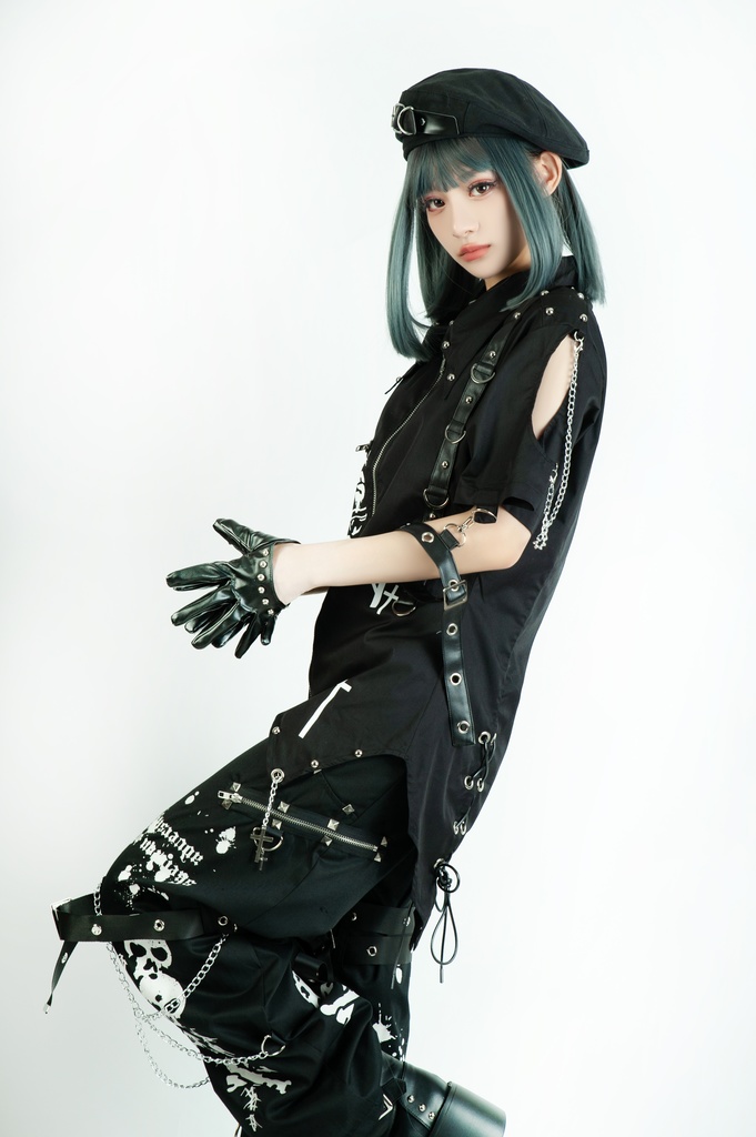 Jillpunk ビジュアル系 パンクロック バンギャ 兄系 暗闇のいばら 腕輪付き バットウィングカラー クロス柄 燕尾 穴あき 半袖 ジップアップ シャツ メンズ レディーズ ファッション おしゃれ男女兼用カッコいい